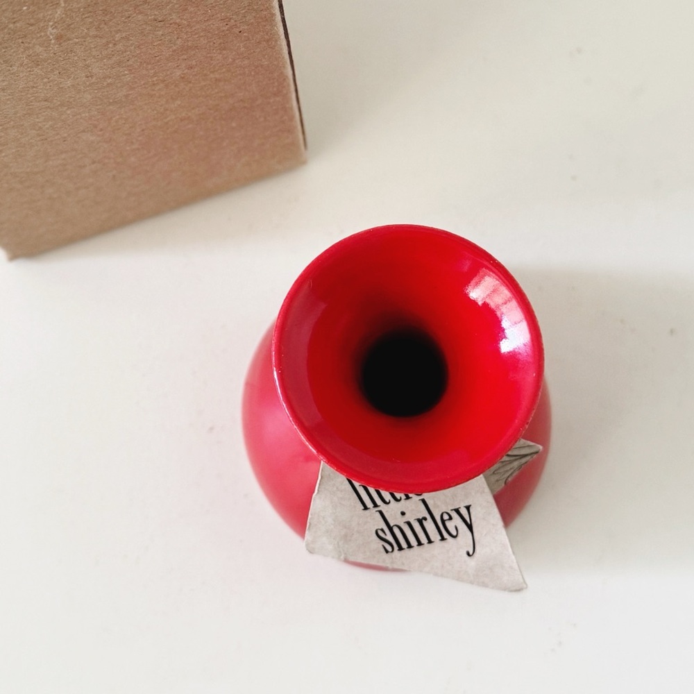Material Good Little Shirley Vase “FIRE ENGINE” - EXTREMELY RARE - Picture 3 of 14